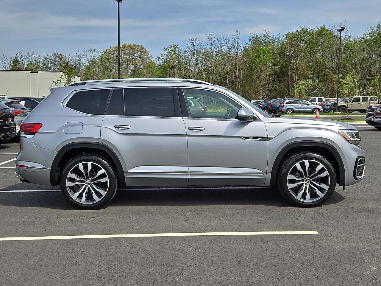 2022 Volkswagen Atlas 3.6L V6 SEL Premium R-Line Vineland NJ