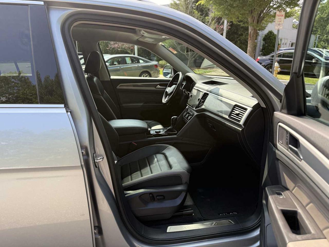2022 Volkswagen Atlas 3.6L V6 SEL Premium R-Line Westborough MA