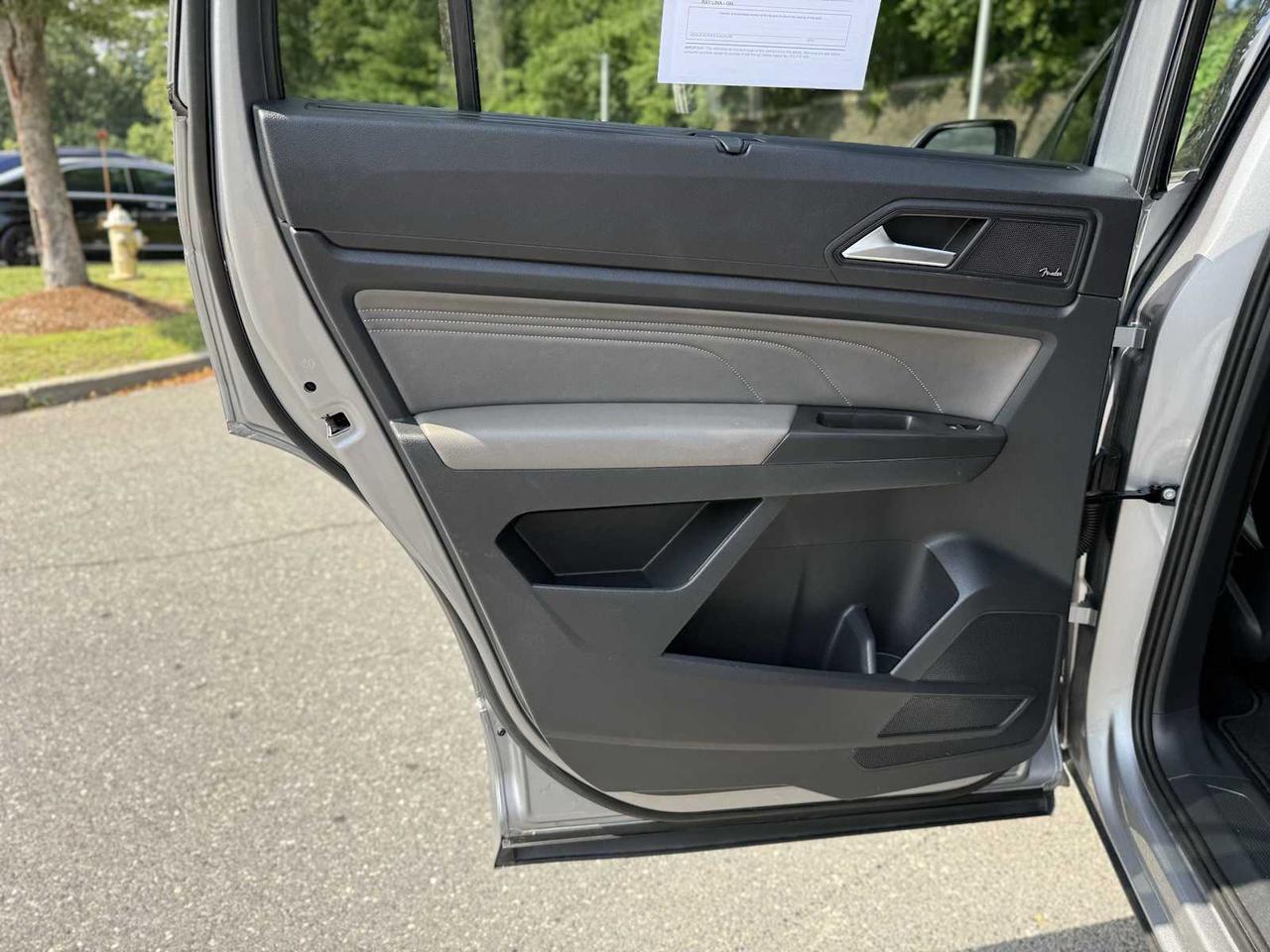 2022 Volkswagen Atlas 3.6L V6 SEL Premium R-Line Westborough MA