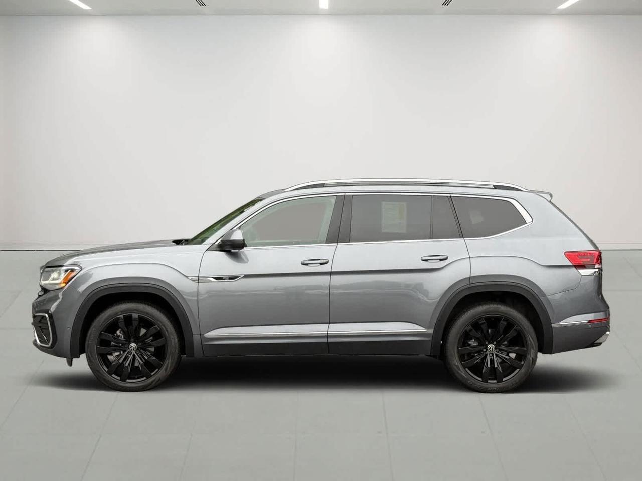 2022 Volkswagen Atlas 3.6L V6 SEL Premium R-Line Westborough MA