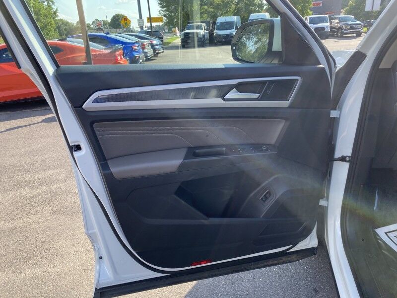 2022 Volkswagen Atlas 3.6L V6 SEL R-Line Springfield PA
