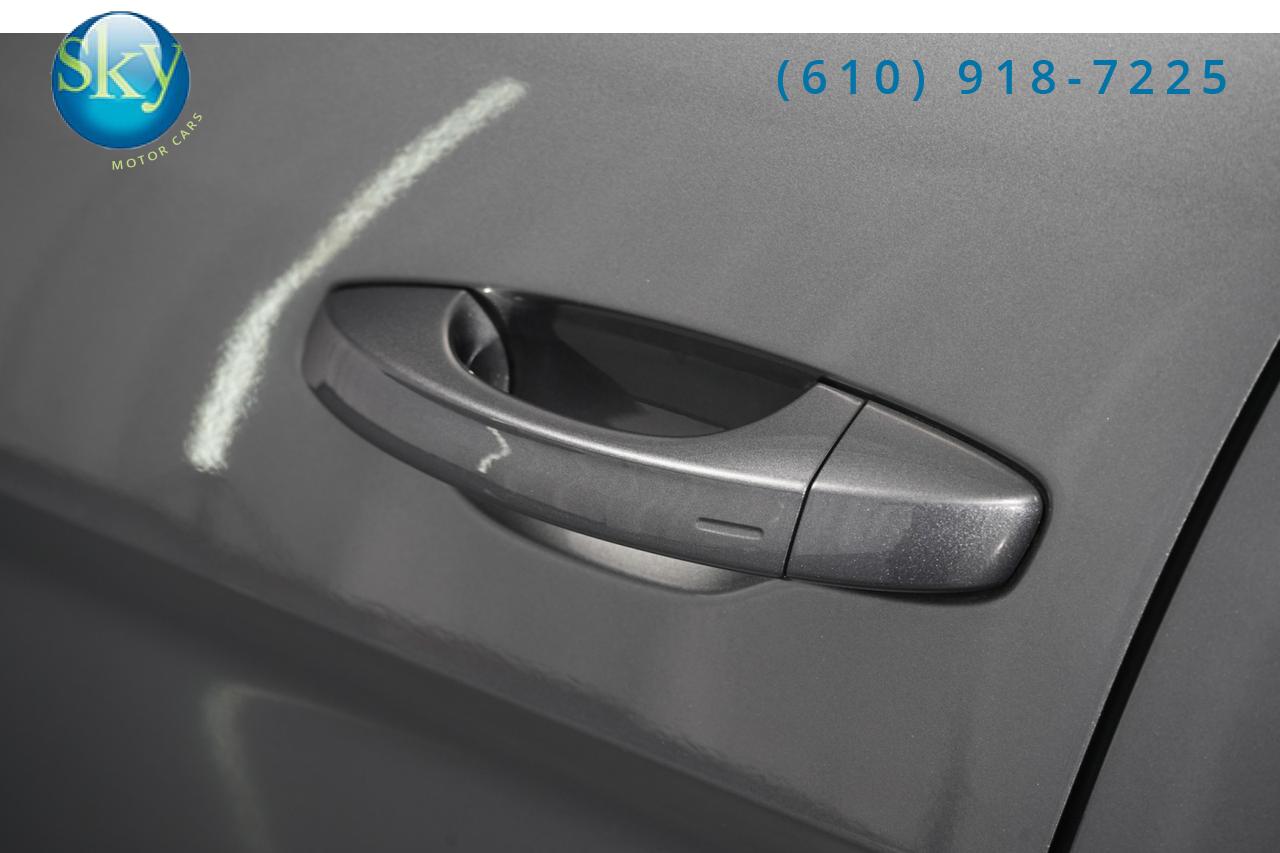 2022 Volkswagen Atlas 4MOTION AWD 3.6L V6 SEL R-Line 7-PASSENGER West Chester PA