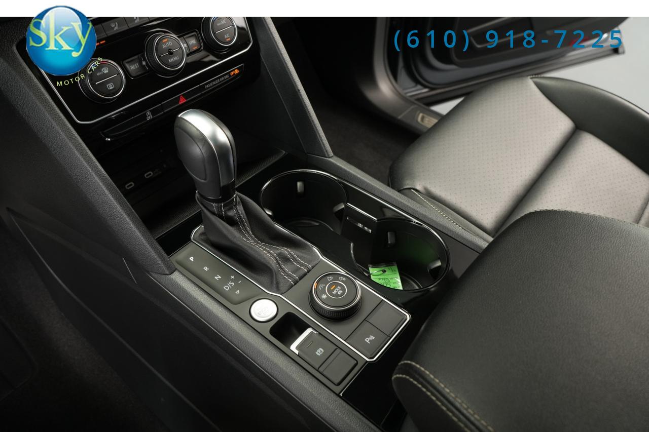 2022 Volkswagen Atlas 4MOTION AWD 3.6L V6 SEL R-Line 7-PASSENGER West Chester PA