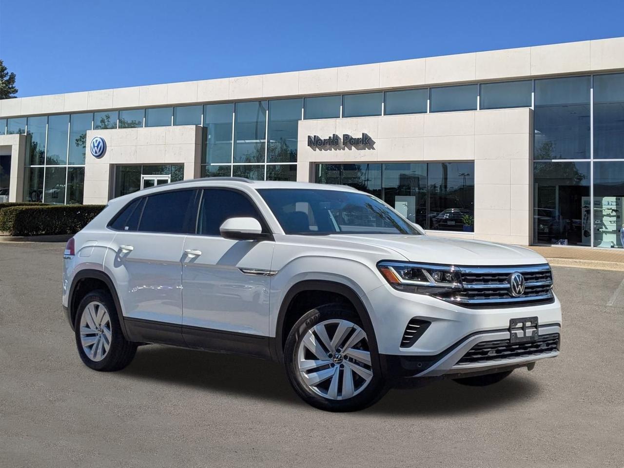 2022 Volkswagen Atlas Cross Sport 2.0T SE w/Technology