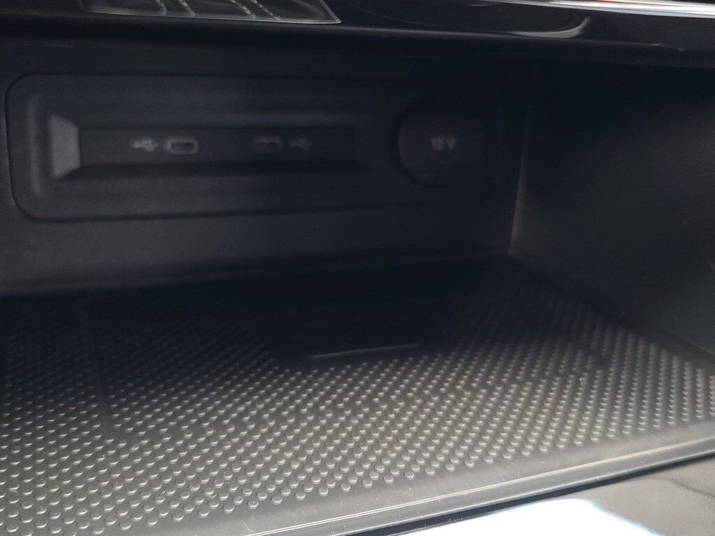 2022 Volkswagen Atlas Cross Sport 2.0T SE w/Technology Springfield VA