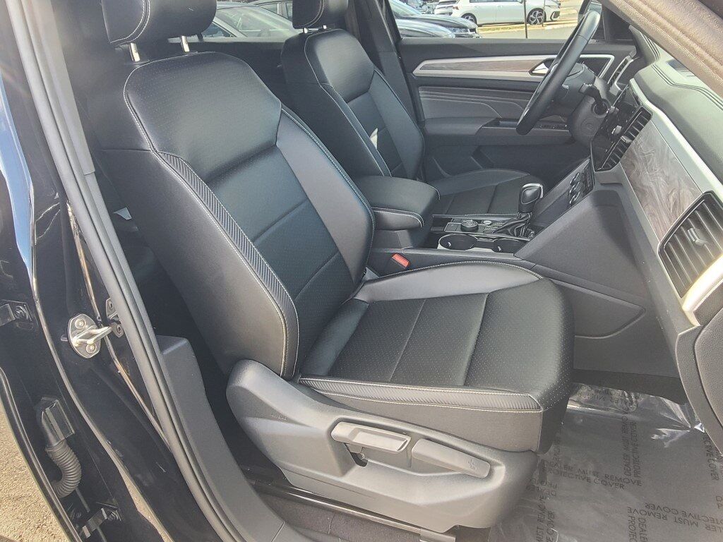 2022 Volkswagen Atlas Cross Sport 2.0T SE w/Technology Springfield VA