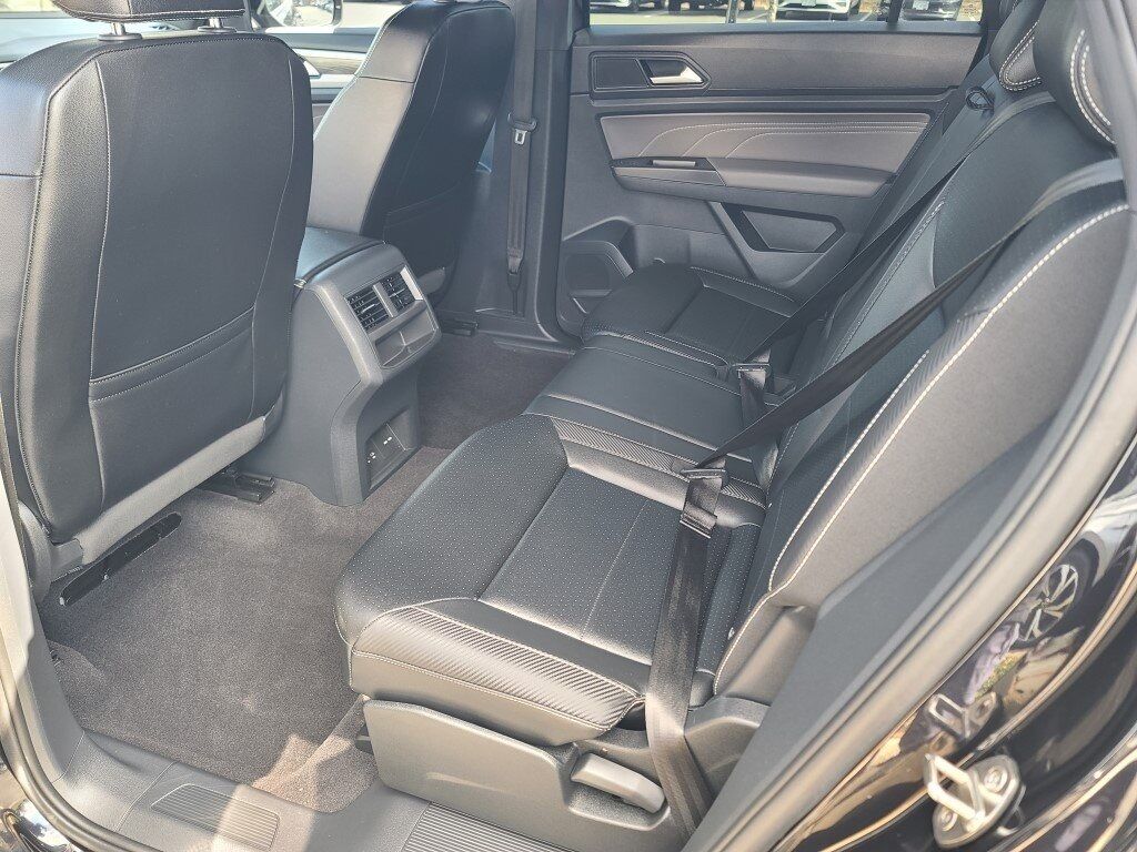 2022 Volkswagen Atlas Cross Sport 2.0T SE w/Technology Springfield VA