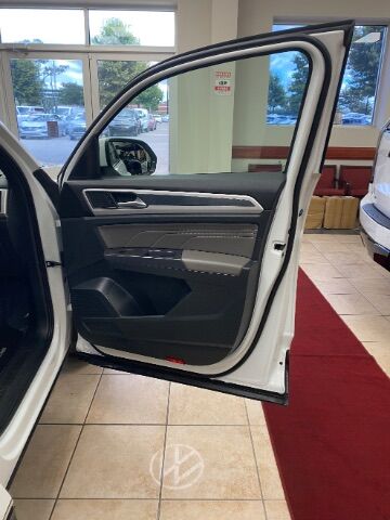 2022 Volkswagen Atlas Cross Sport 2.0T SEL Charlotte NC