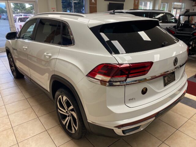 2022 Volkswagen Atlas Cross Sport 2.0T SEL