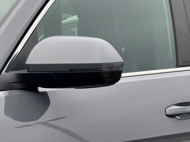 2022 Volkswagen Atlas Cross Sport 2.0T SEL R-Line Springfield VA