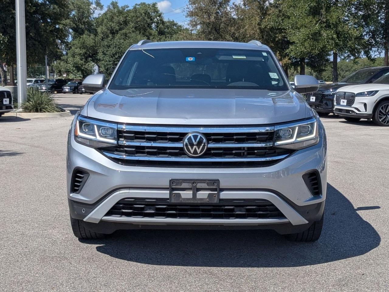 2022 Volkswagen Atlas Cross Sport 2.0T SEL