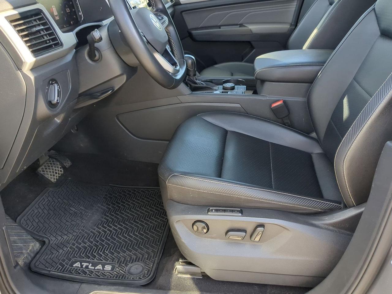 2022 Volkswagen Atlas Cross Sport 2.0T SEL