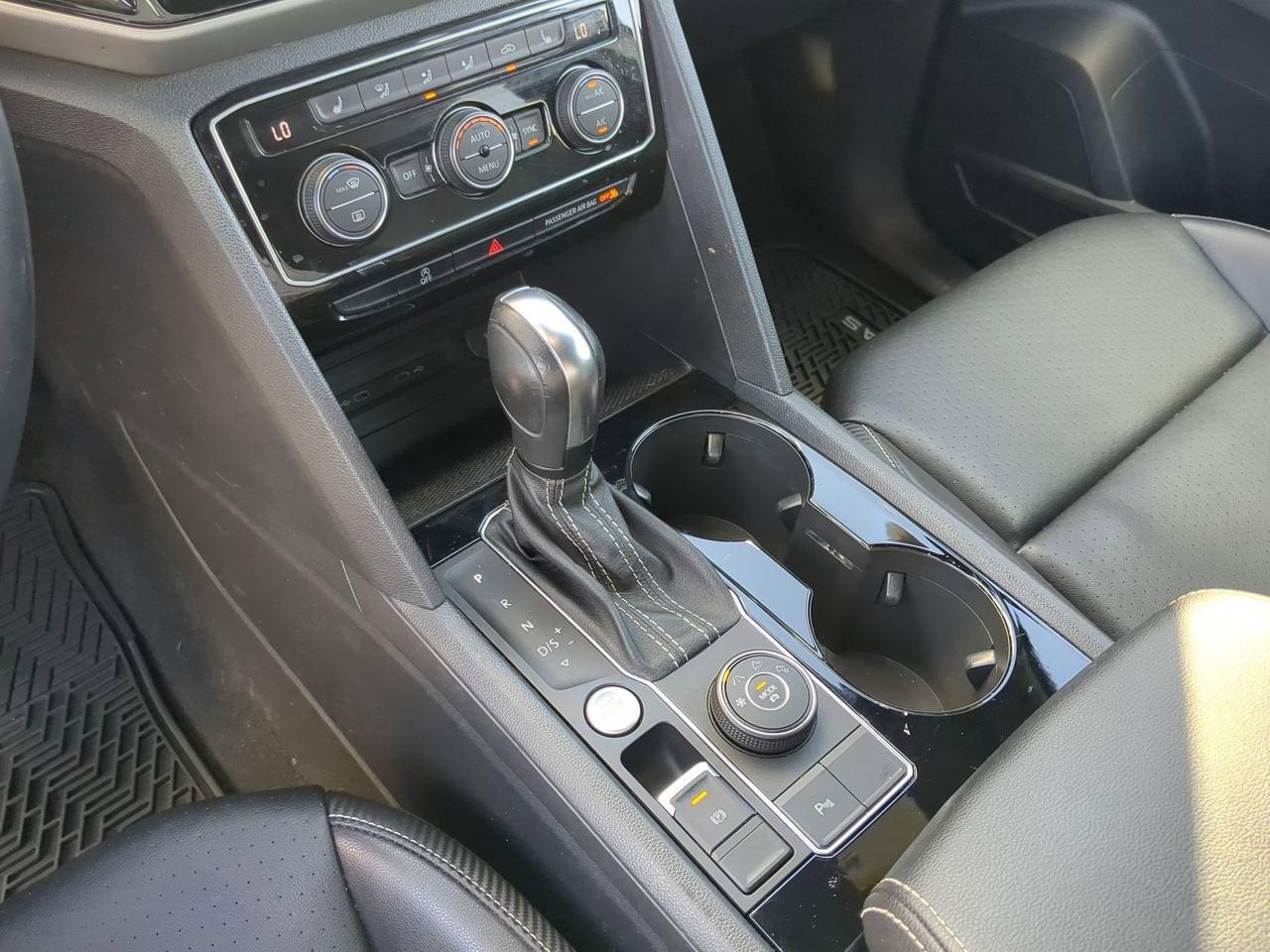 2022 Volkswagen Atlas Cross Sport 2.0T SEL