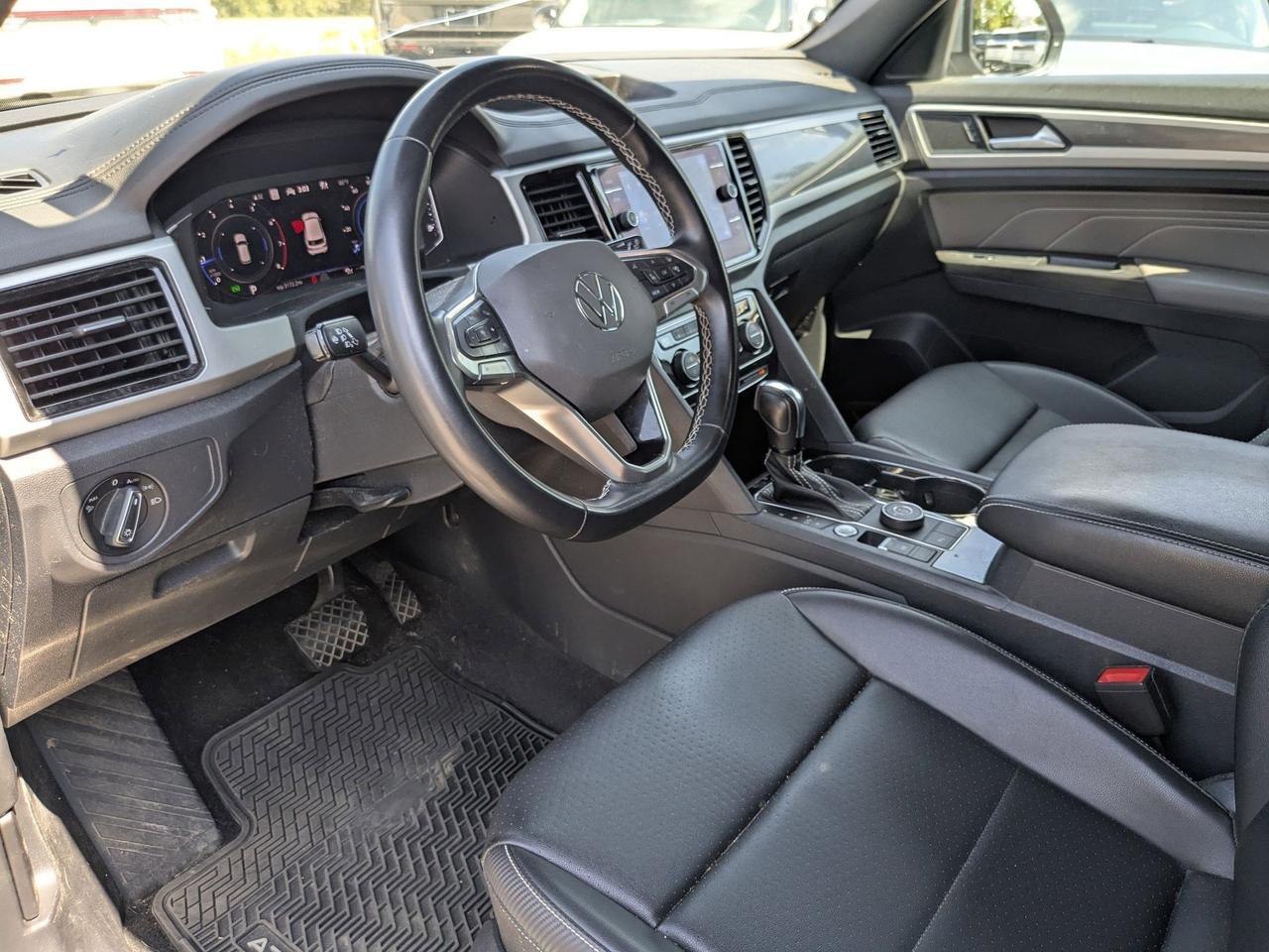 2022 Volkswagen Atlas Cross Sport 2.0T SEL