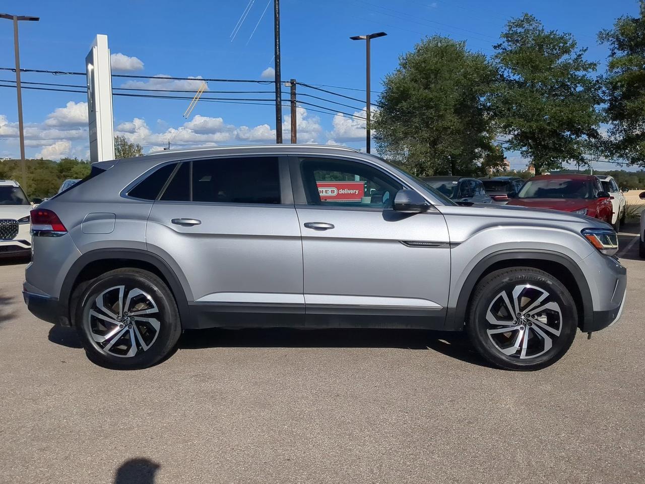 2022 Volkswagen Atlas Cross Sport 2.0T SEL