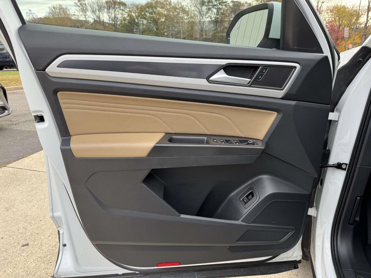 2022 Volkswagen Atlas Cross Sport 2.0T SEL Fredericksburg VA