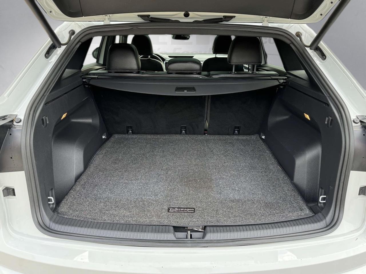 2022 Volkswagen Atlas Cross Sport 2.0T SEL Fredericksburg VA