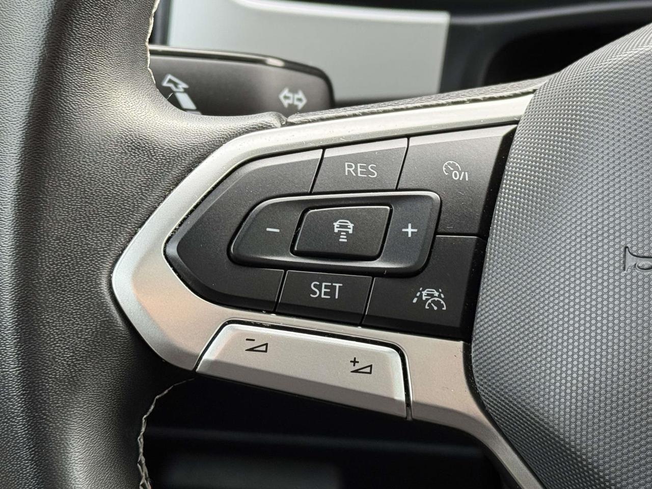 2022 Volkswagen Atlas Cross Sport 2.0T SEL Fredericksburg VA