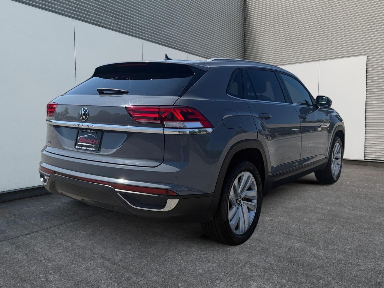 2022 Volkswagen Atlas Cross Sport 3.6L V6 SE w/Technology, HEATED SEATS, APPLE CARPLAY/ANDROID AUTO, POWER/HEATED MIRRORS, POWER LIFTGATE, TOW PACKAGE, REMOTE KEYLESS ENTRY, ONLY 1 OWNER, CLEAN CARFAX, THIS IS A SUPER CLEAN SUV, MAKE IT YOURS TODAY! Norfolk VA