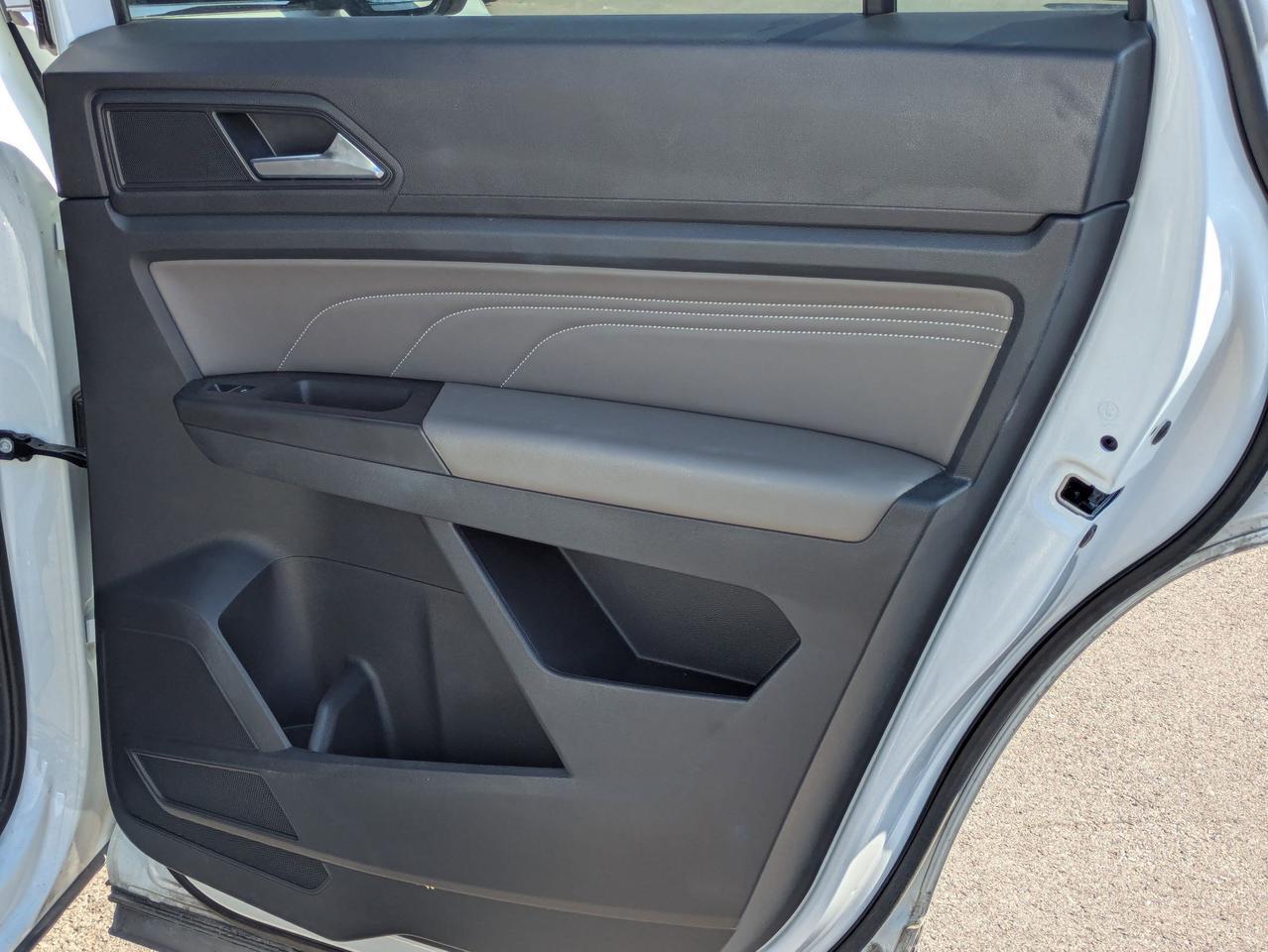 2022 Volkswagen Atlas Cross Sport 3.6L V6 SE w/Technology Castroville TX