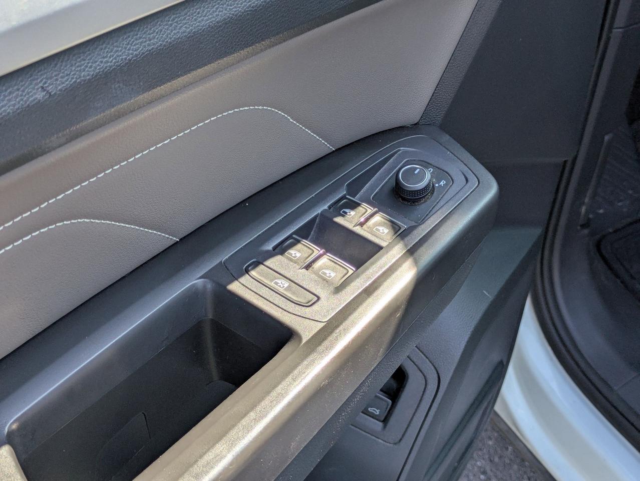 2022 Volkswagen Atlas Cross Sport 3.6L V6 SE w/Technology Castroville TX