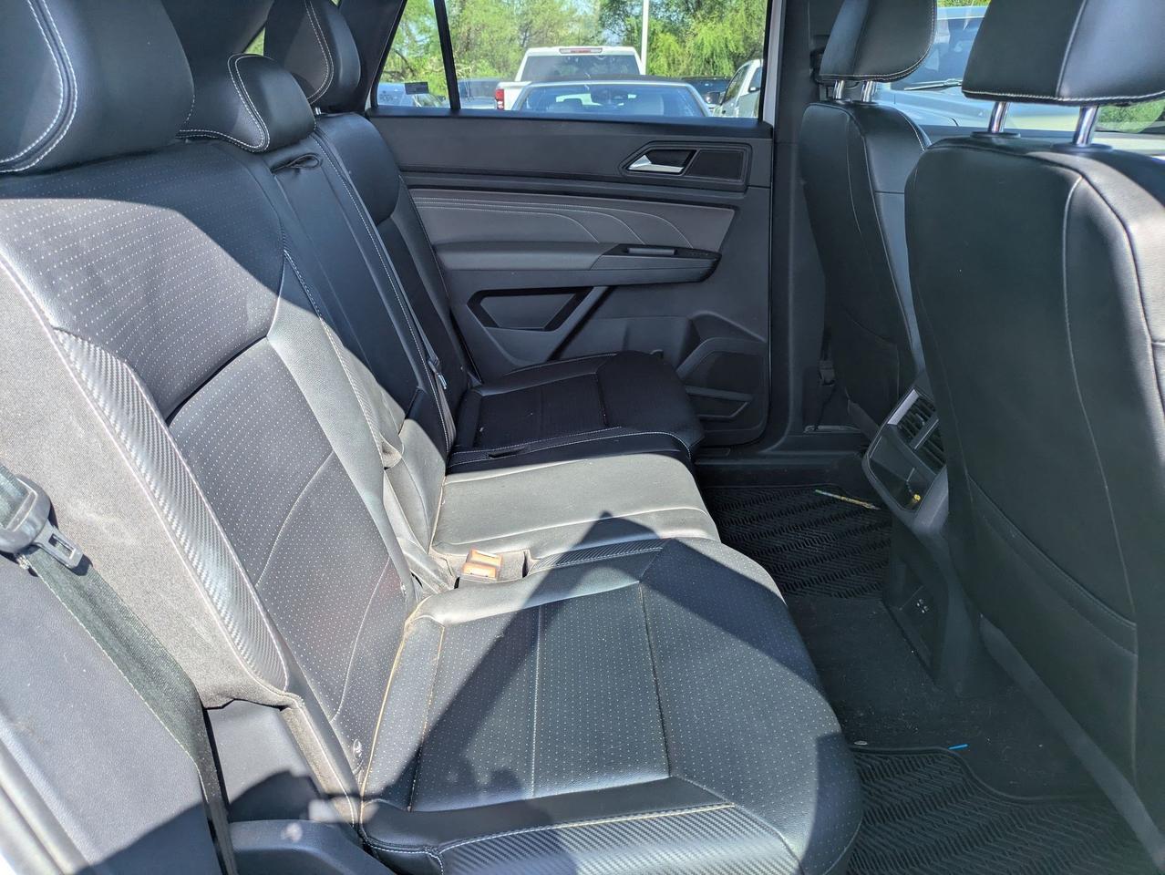 2022 Volkswagen Atlas Cross Sport 3.6L V6 SE w/Technology Castroville TX