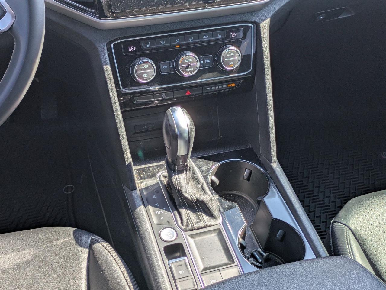 2022 Volkswagen Atlas Cross Sport 3.6L V6 SE w/Technology Castroville TX