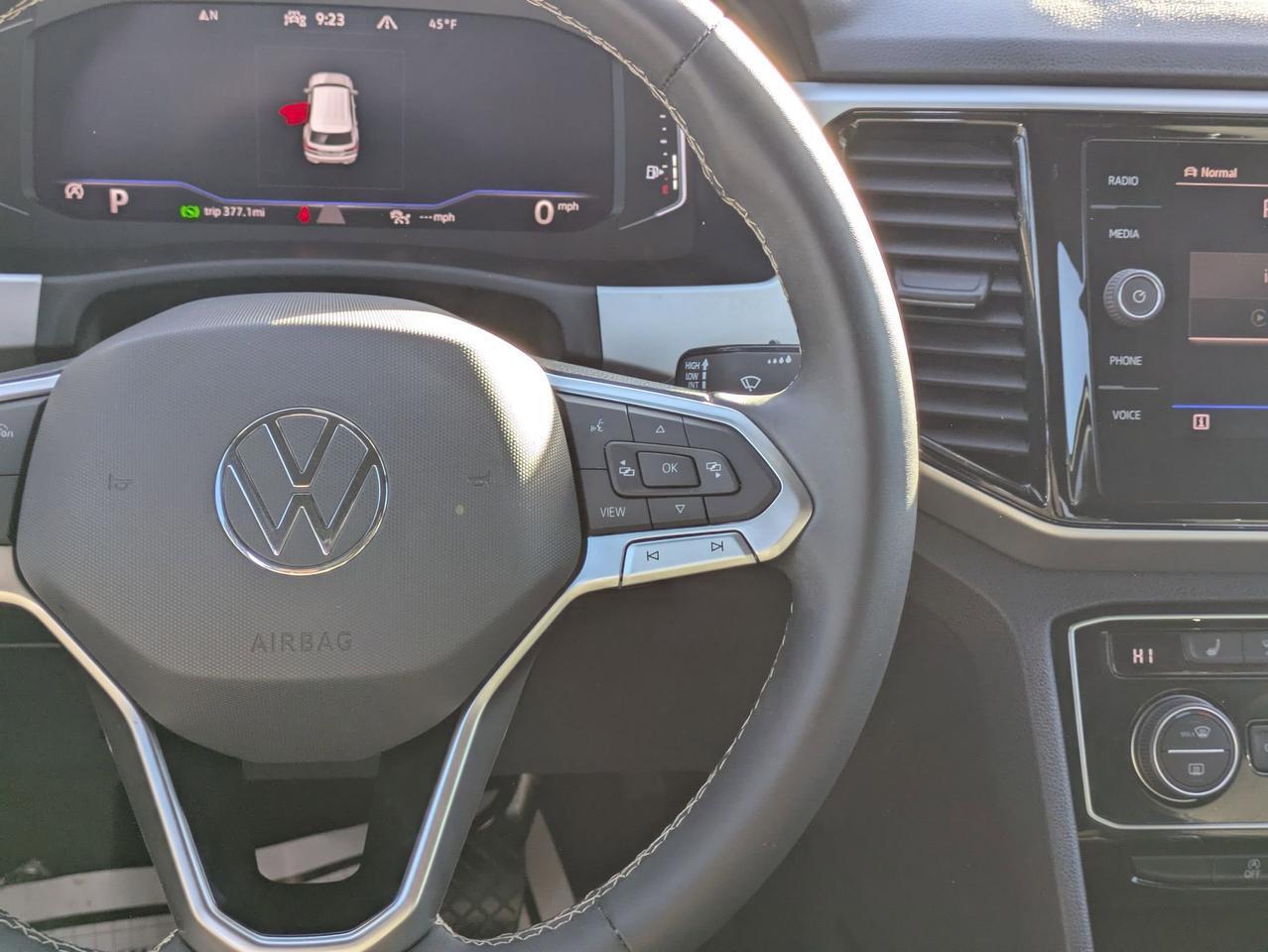 2022 Volkswagen Atlas Cross Sport 3.6L V6 SE w/Technology Castroville TX