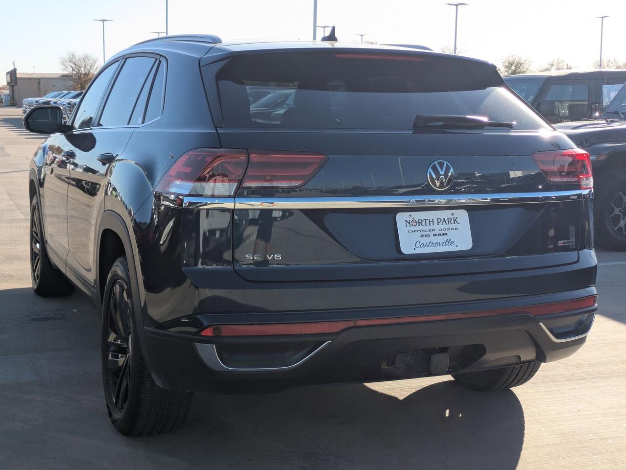 2022 Volkswagen Atlas Cross Sport 3.6L V6 SE w/Technology Castroville TX