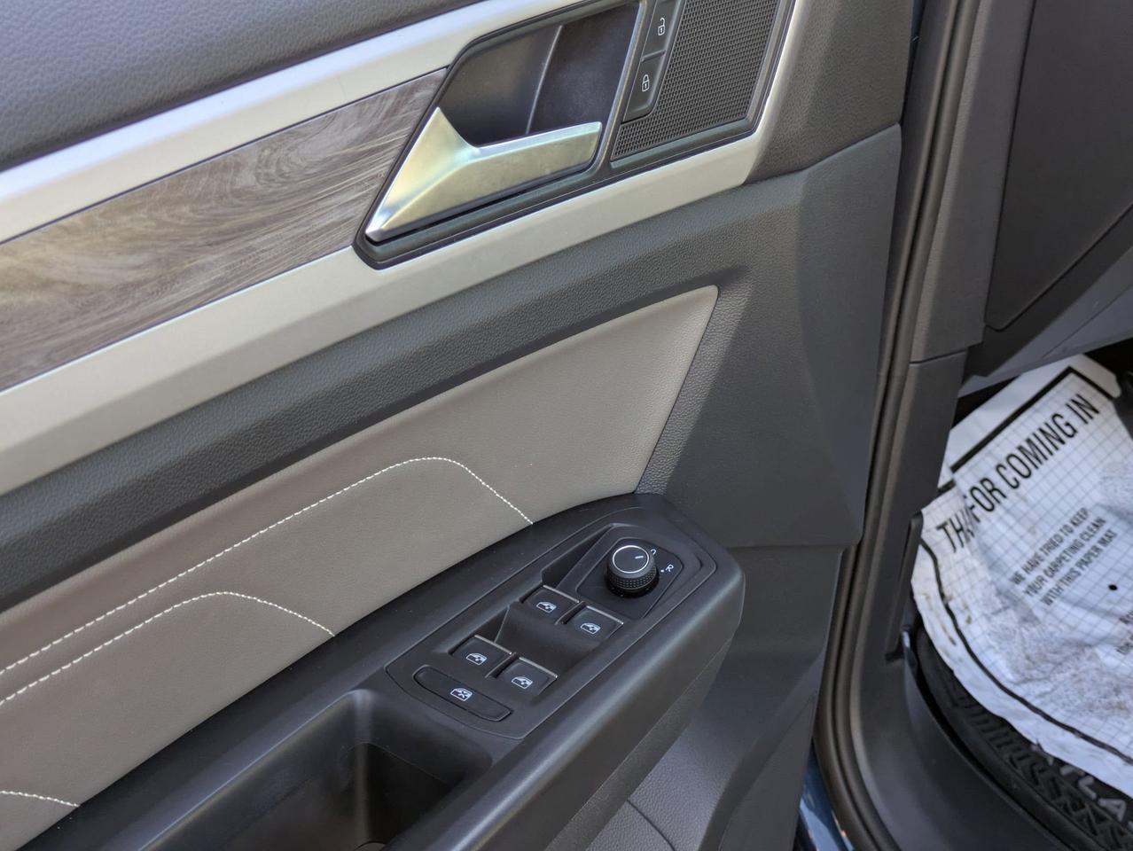 2022 Volkswagen Atlas Cross Sport 3.6L V6 SE w/Technology Castroville TX