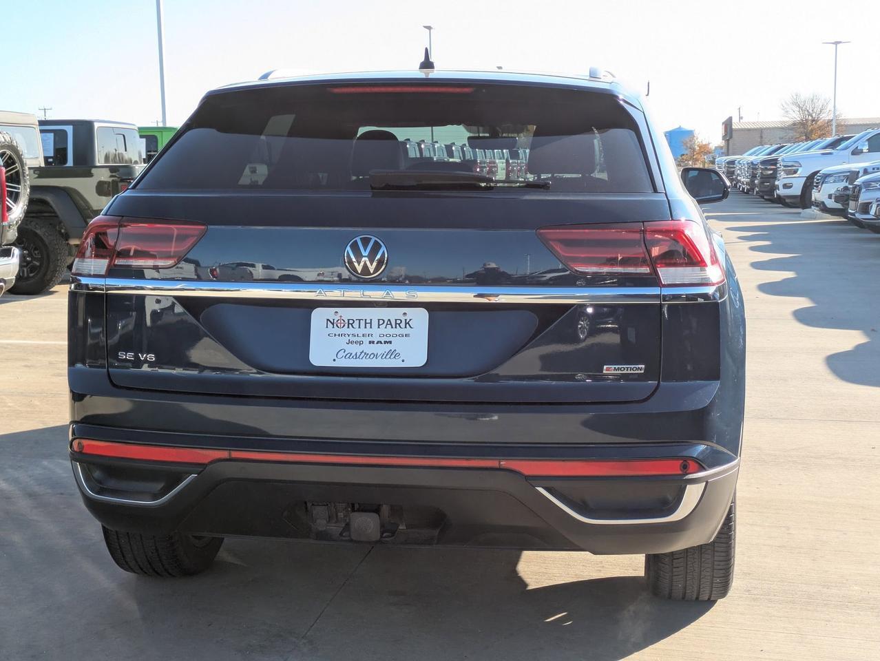 2022 Volkswagen Atlas Cross Sport 3.6L V6 SE w/Technology