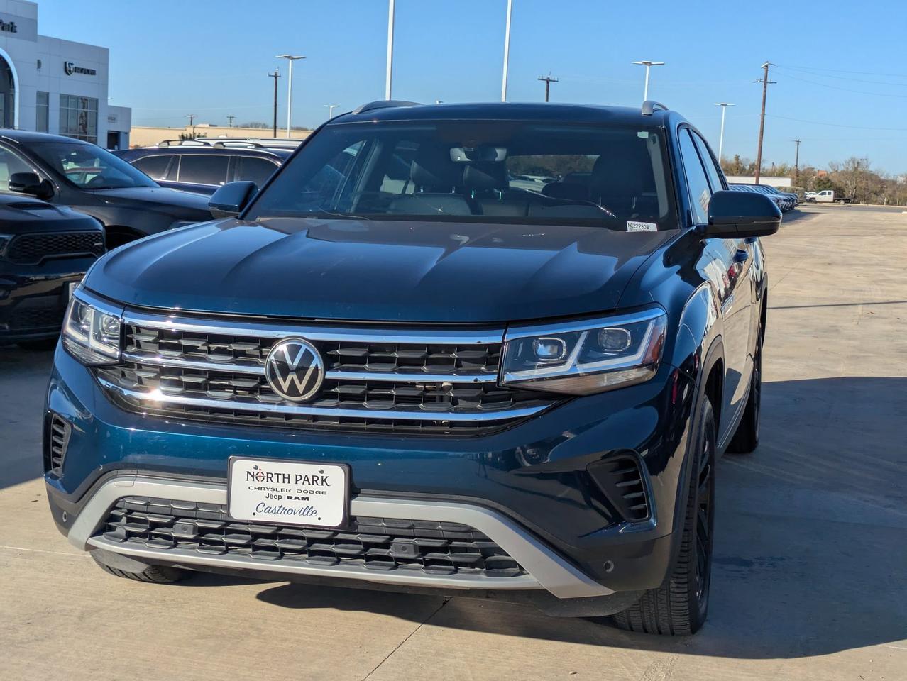 2022 Volkswagen Atlas Cross Sport 3.6L V6 SE w/Technology Castroville TX