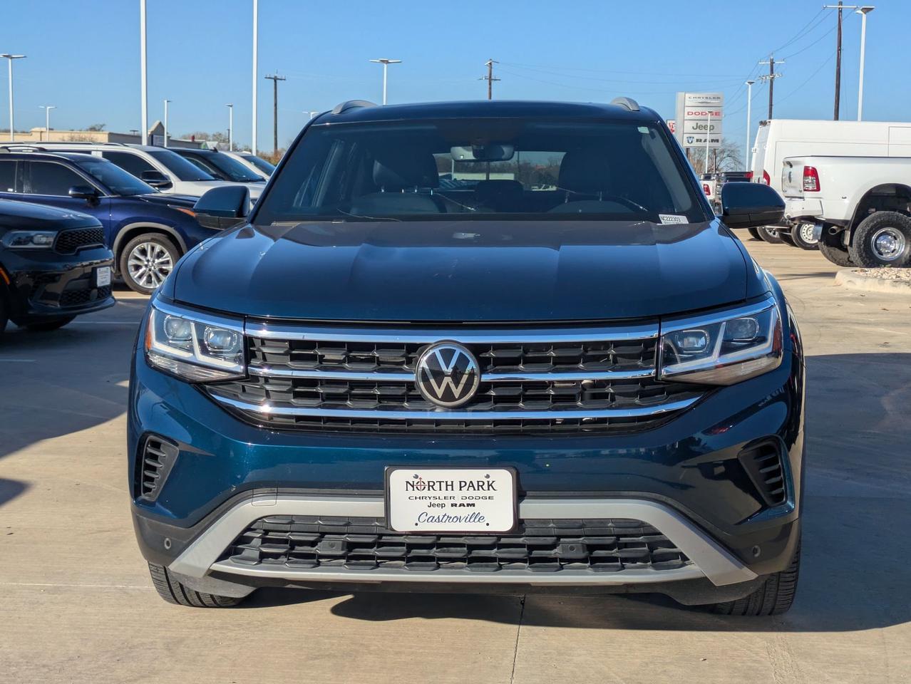2022 Volkswagen Atlas Cross Sport 3.6L V6 SE w/Technology Castroville TX