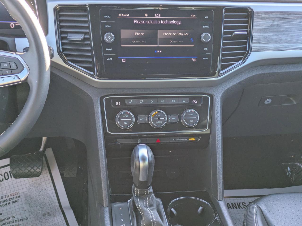 2022 Volkswagen Atlas Cross Sport 3.6L V6 SE w/Technology Castroville TX