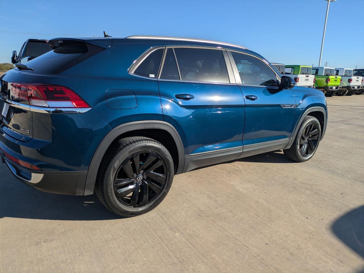 2022 Volkswagen Atlas Cross Sport 3.6L V6 SE w/Technology