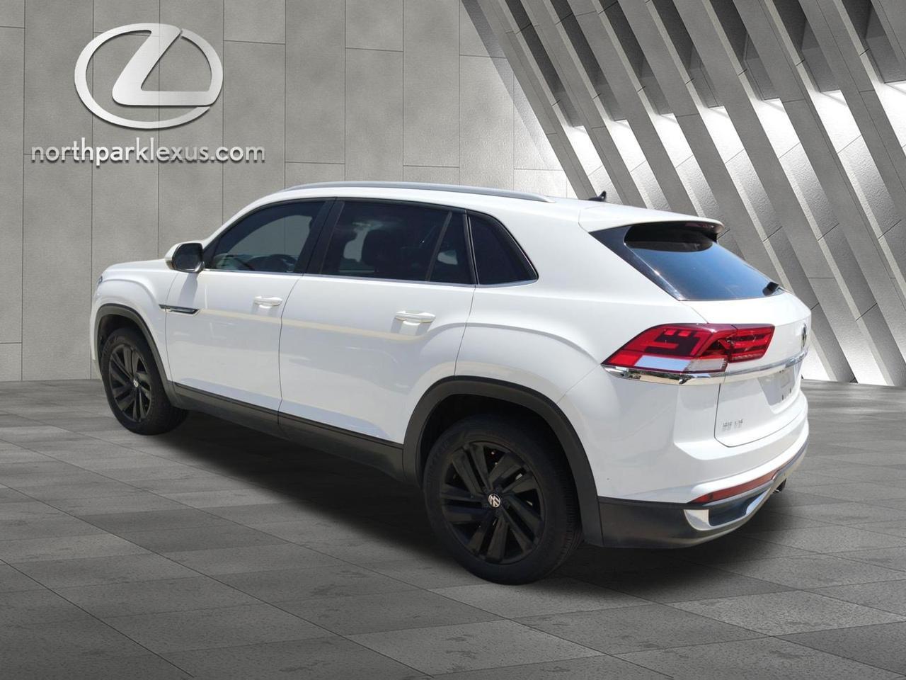2022 Volkswagen Atlas Cross Sport 3.6L V6 SE w/Technology
