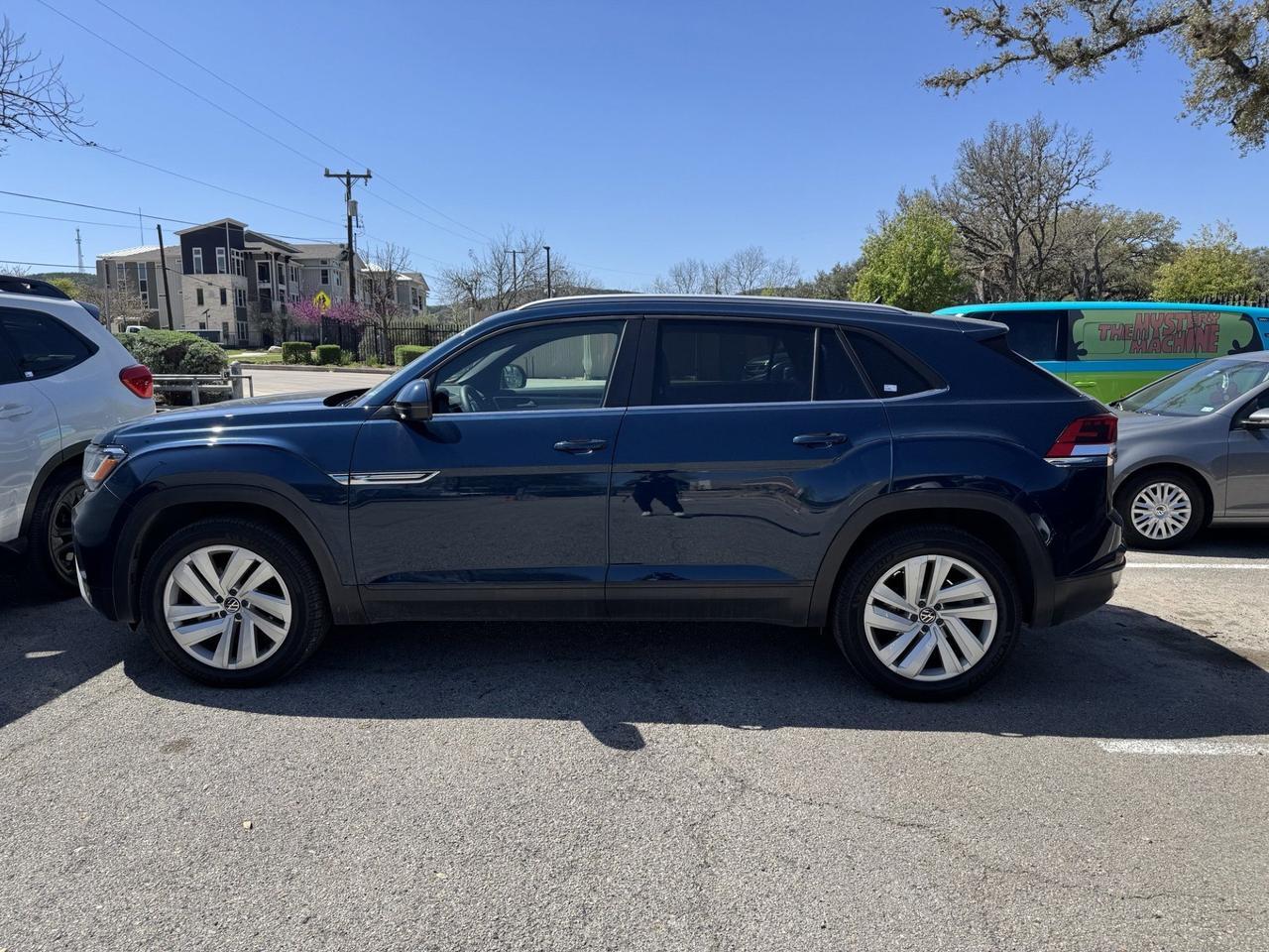 2022 Volkswagen Atlas Cross Sport 3.6L V6 SE w/Technology