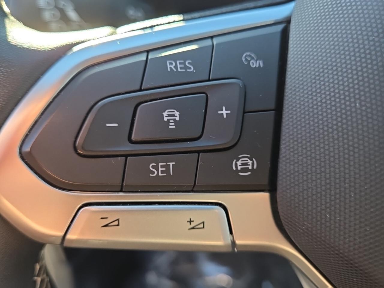 2022 Volkswagen Atlas Cross Sport 3.6L V6 SE w/Technology Glen Burnie MD