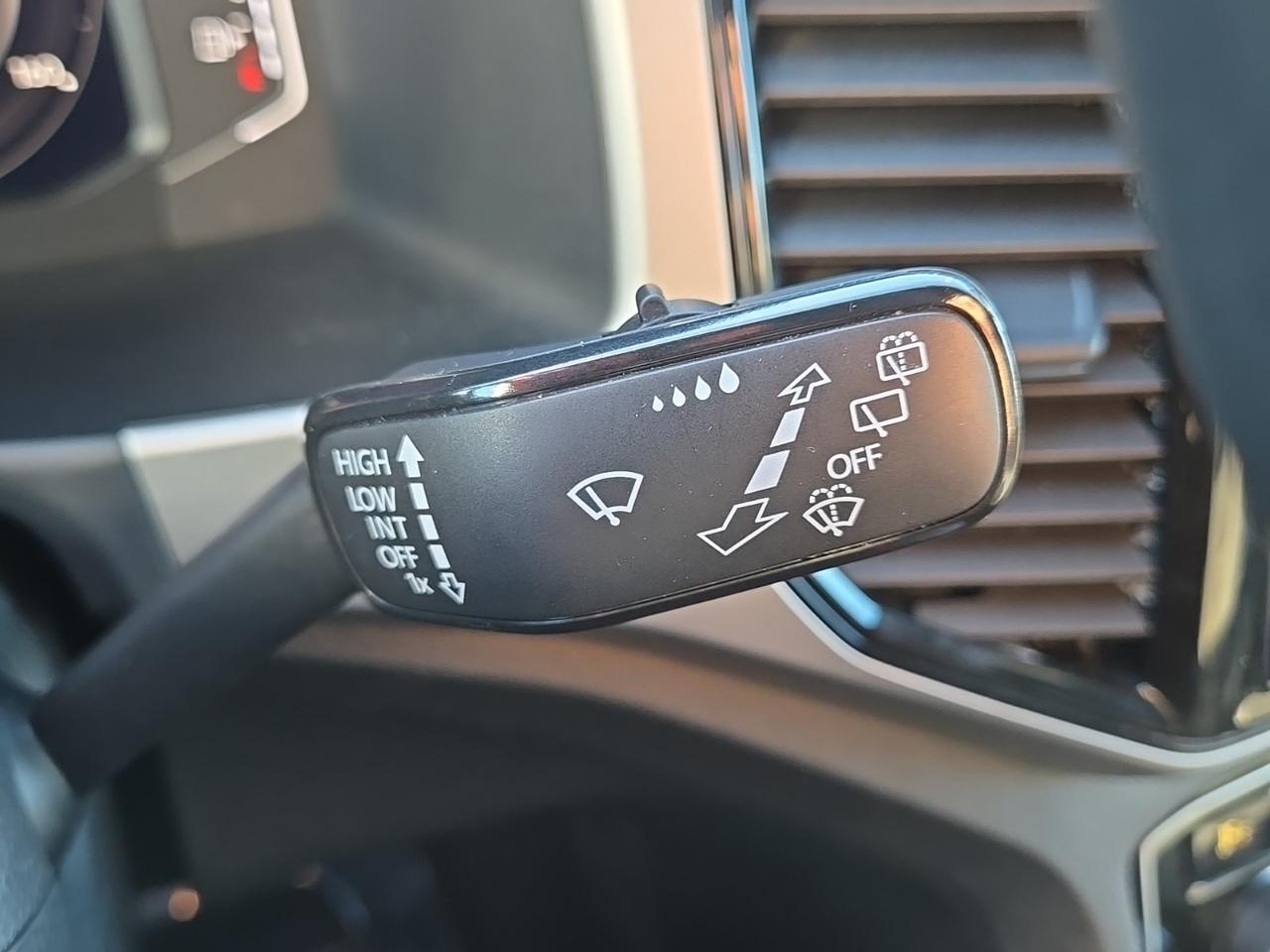 2022 Volkswagen Atlas Cross Sport 3.6L V6 SE w/Technology Glen Burnie MD