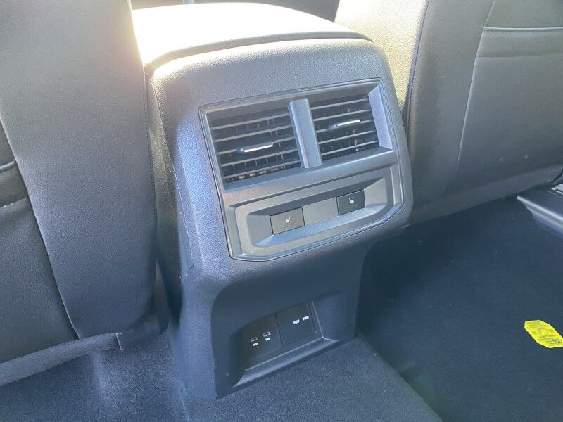 2022 Volkswagen Atlas Cross Sport 3.6L V6 SEL Premium R-Line Bristol  PA