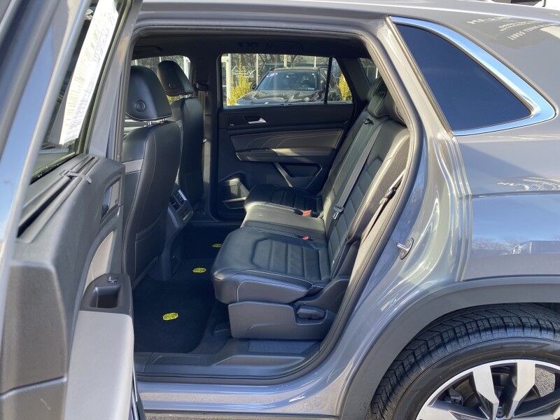 2022 Volkswagen Atlas Cross Sport 3.6L V6 SEL Premium R-Line Bristol  PA