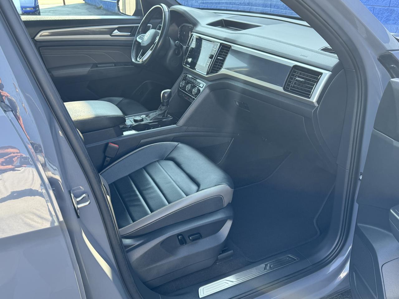 2022 Volkswagen Atlas Cross Sport 3.6L V6 SEL Premium R-Line Connellsville PA