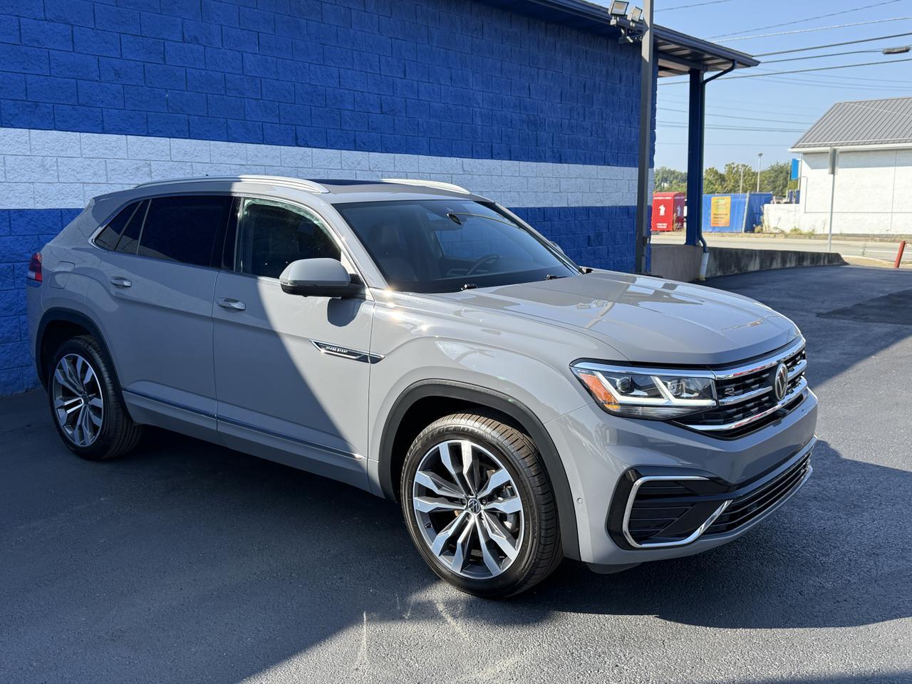 2022 Volkswagen Atlas Cross Sport 3.6L V6 SEL Premium R-Line