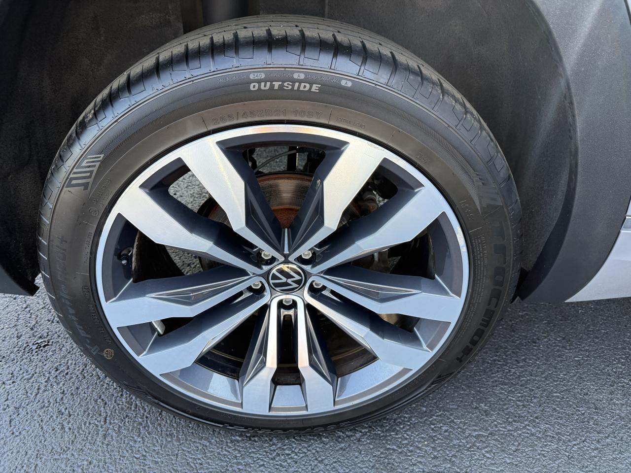 2022 Volkswagen Atlas Cross Sport 3.6L V6 SEL Premium R-Line Connellsville PA