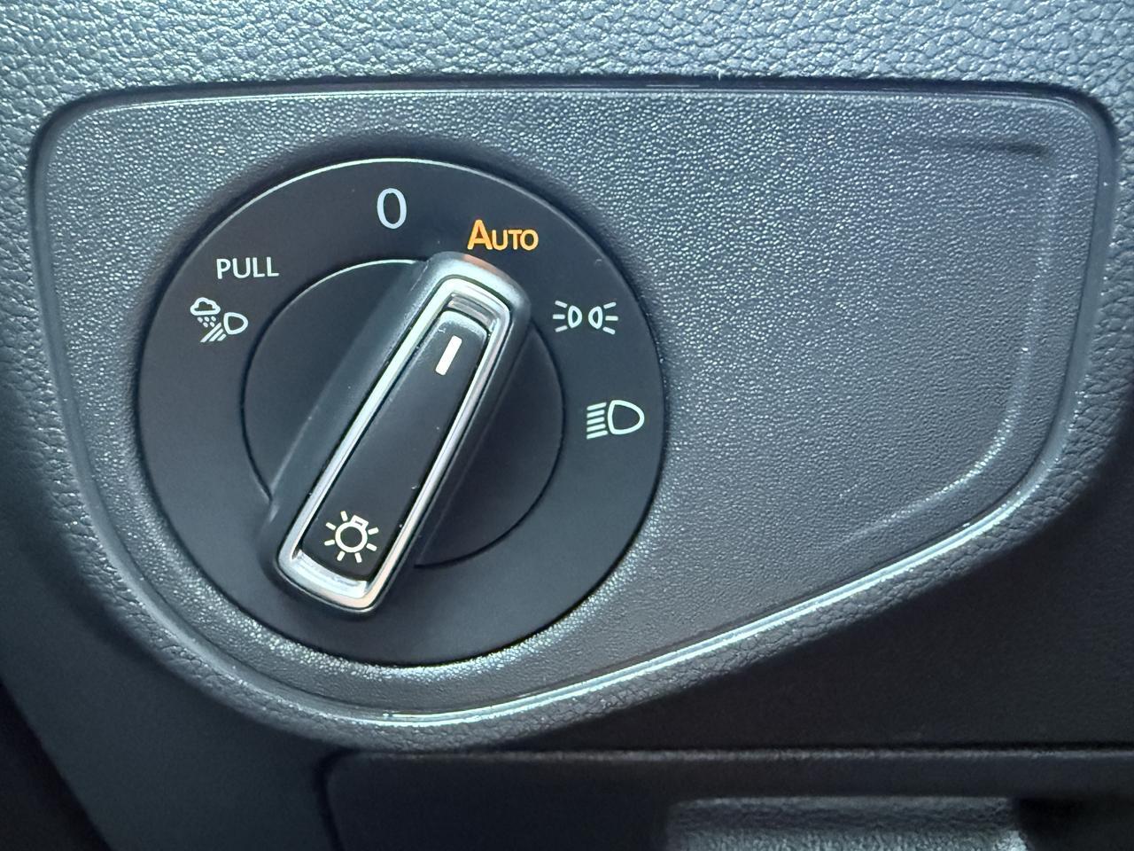 2022 Volkswagen Atlas Cross Sport 3.6L V6 SEL Premium R-Line Connellsville PA