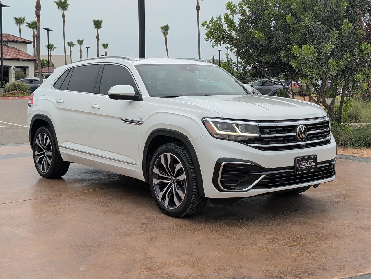 2022 Volkswagen Atlas Cross Sport 3.6L V6 SEL Premium R-Line
