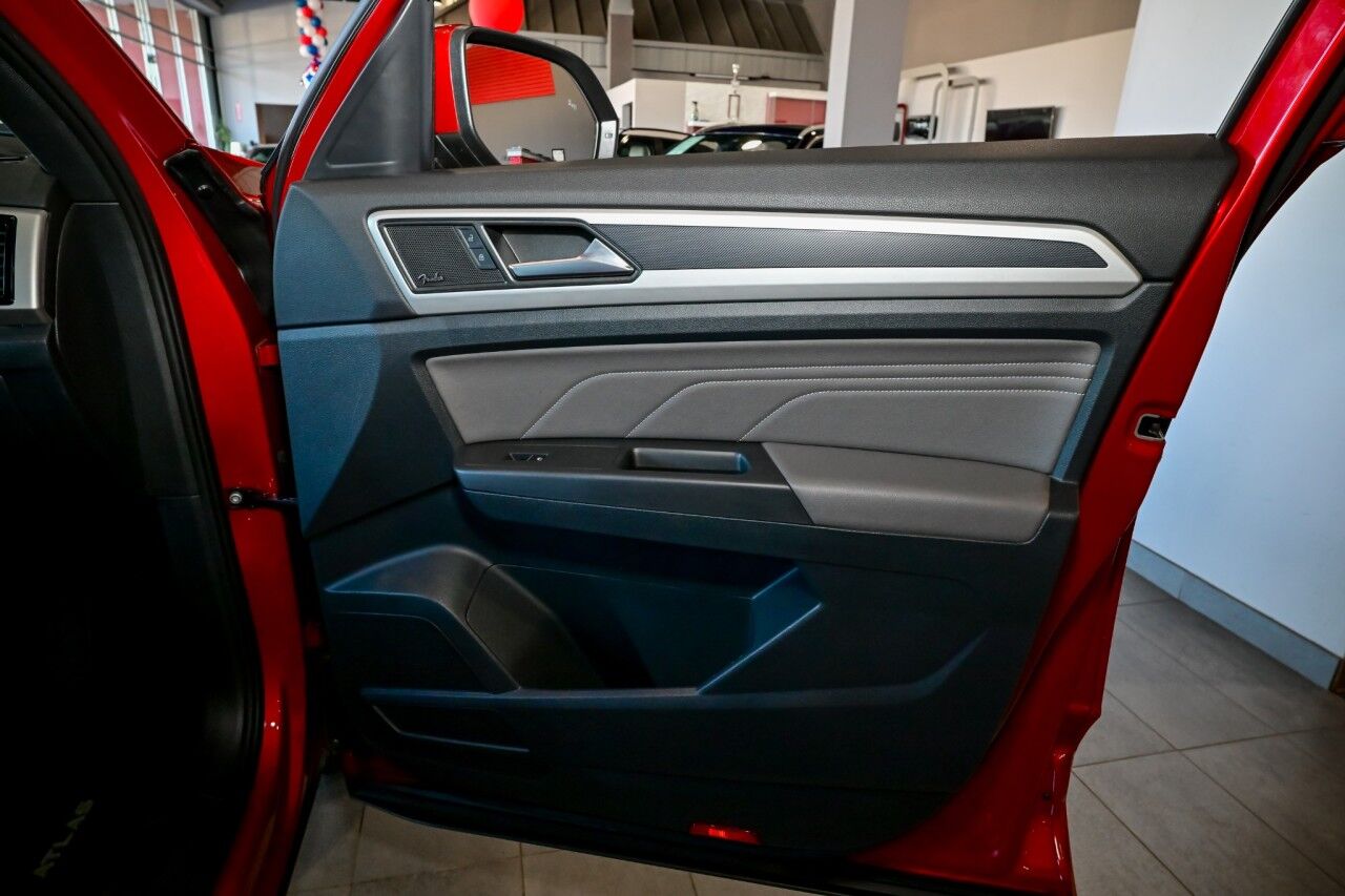 2022 Volkswagen Atlas Cross Sport 3.6L V6 SEL Premium R-Line Springfield NJ