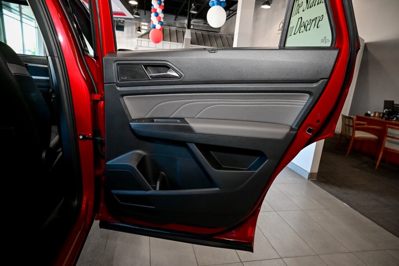 2022 Volkswagen Atlas Cross Sport 3.6L V6 SEL Premium R-Line Springfield NJ