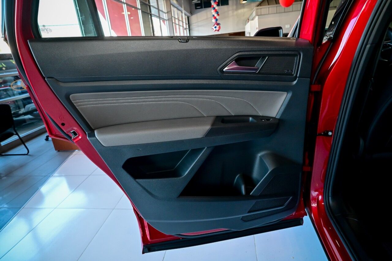 2022 Volkswagen Atlas Cross Sport 3.6L V6 SEL Premium R-Line Springfield NJ