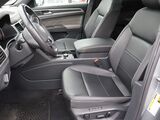 2022 Volkswagen Atlas Cross Sport 3.6L V6 SEL R-Line Oshkosh WI